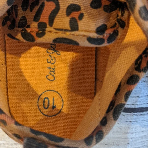 Cat & Jack shoes - Picture 3 of 3